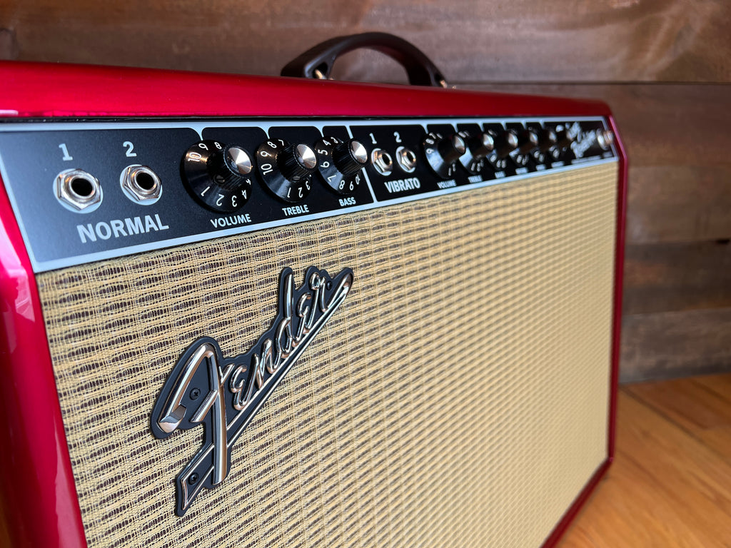 Used Fender '65 Deluxe Reverb FSR Pink Paisley Limited Edition