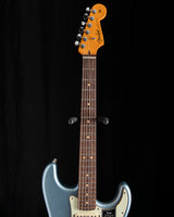 Fender American Ultra Luxe Vintage '60s Stratocaster Ice Blue Metallic