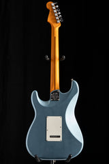 Fender American Ultra Luxe Vintage '60s Stratocaster Ice Blue Metallic