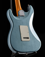 Fender American Ultra Luxe Vintage '60s Stratocaster Ice Blue Metallic