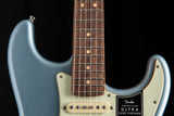 Fender American Ultra Luxe Vintage '60s Stratocaster Ice Blue Metallic