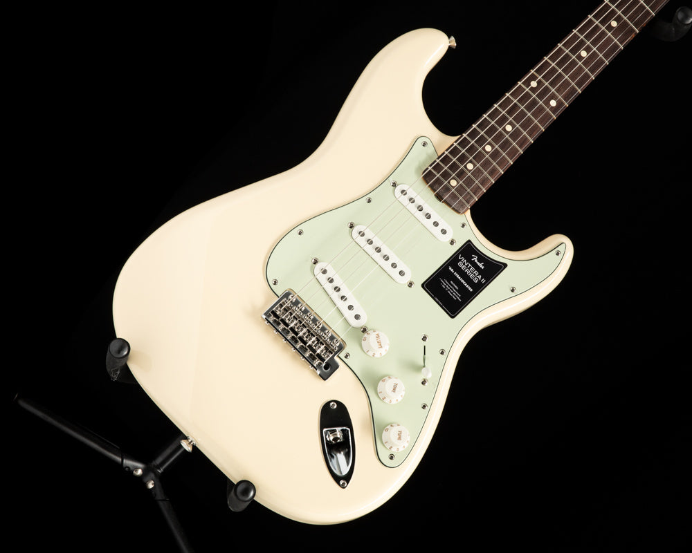 FENDER　vintera II 60s Stratocaster　美品 Amazon.com: Fender Vintera II '60s Stratocaster Electric