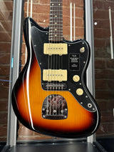 Fender Player II Jazzmaster 3-Color Sunburst w/Gator Gigbag