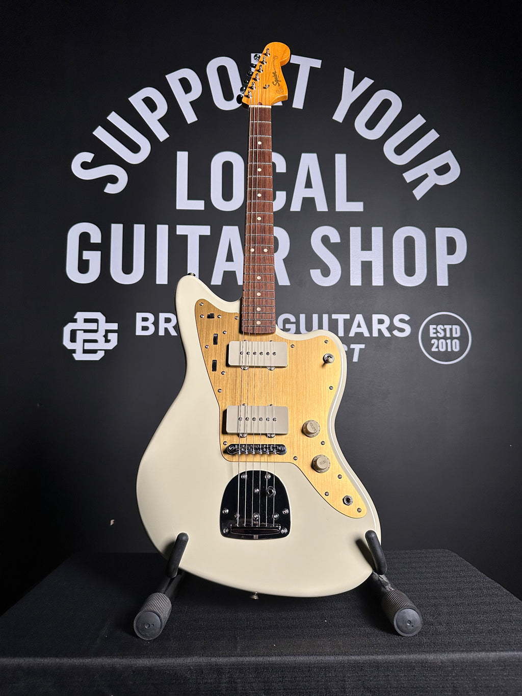 売り切り！初期モデル Squier J Mascis Jazzmaster Squier J Mascis Jazzmaster Electric Guitar Vintage White