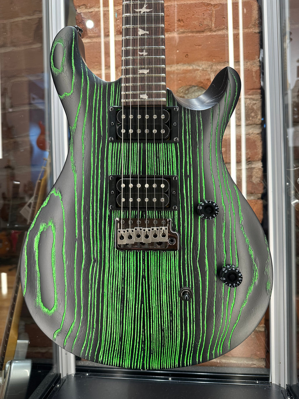 Used Paul Reed Smith SE Swamp Ash CE 24 Sandblasted Green Limited Edit