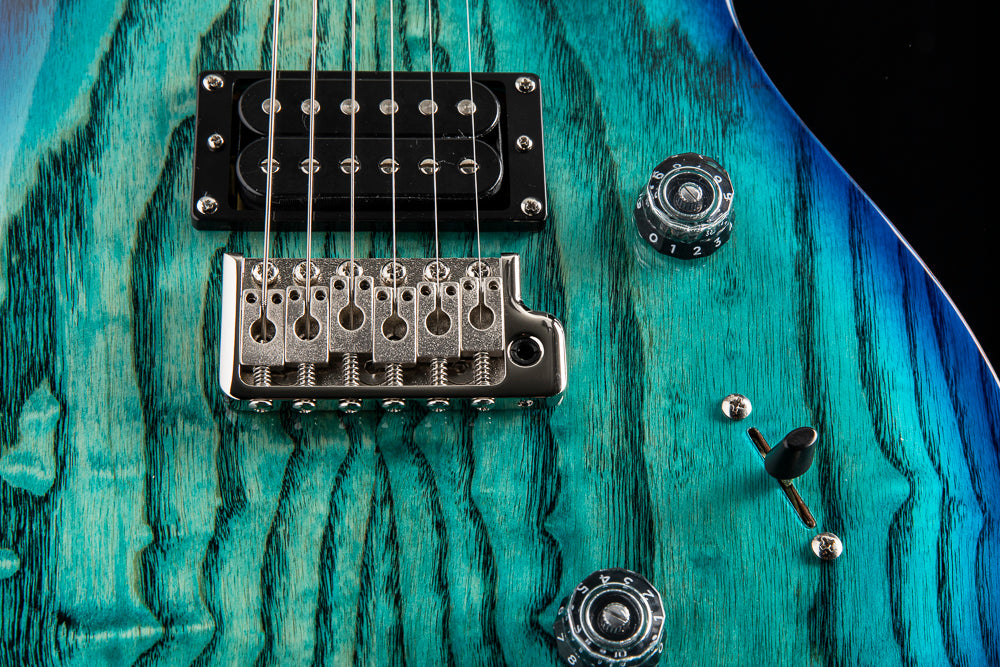 Paul Reed Smith SE Custom 24 Swamp Ash Burl Limited Edition Lake Blue