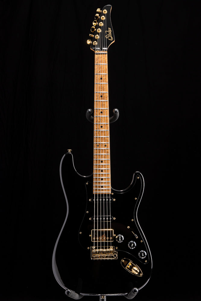 Suhr Mateus Asato Signature Classic S Black