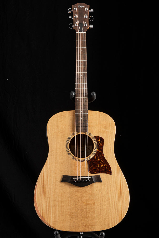 Taylor Academy 10e LTD Hawaiian Koa