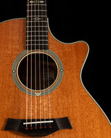 Taylor Custom Grand Concert C22ce Tropical Mahogany