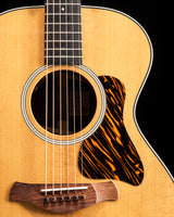 Taylor Gold Label 712e