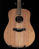 Taylor Academy 20e Walnut Acoustic Guitar