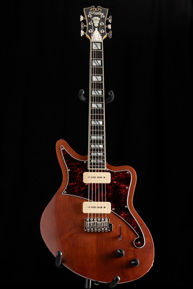 ギター D'Angelico Deluxe Bedford SH MatteWalnut D'Angelico Deluxe Bedford SH Semi-hollowbody Electric Guitar