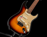 Used Fender American Deluxe Stratocaster 3-Color Sunburst