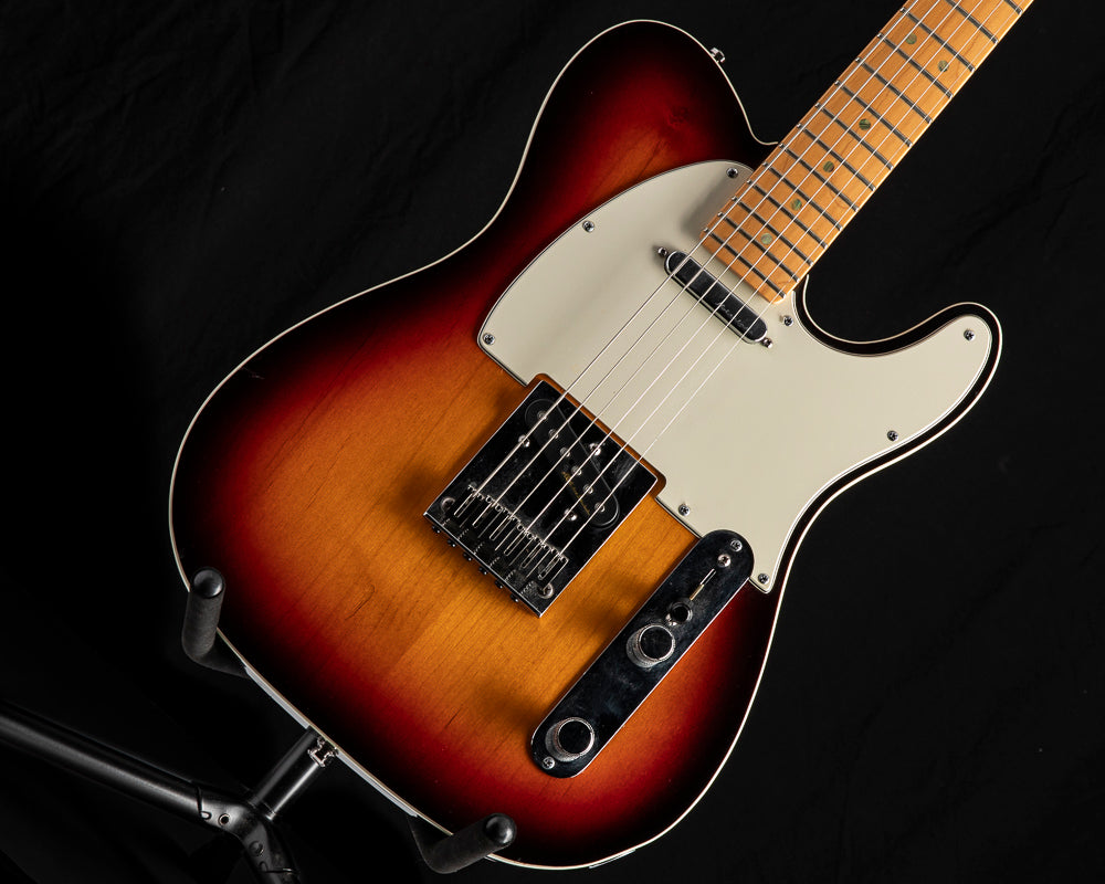 Used Fender American Deluxe Telecaster 3 Color Sunburst
