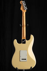 Used Fender Strat Plus White