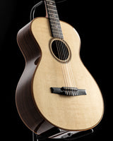 Used Taylor 712e-N Natural