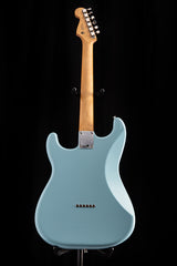 Fender Noventa Stratocaster Daphne Blue