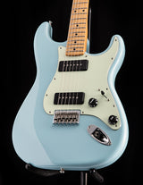 Fender Noventa Stratocaster Daphne Blue