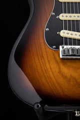 Fender Ultra Luxe Stratocaster 2 Color Sunburst