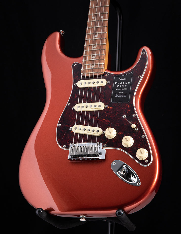 Fender Stratocaster Aged Red Electric