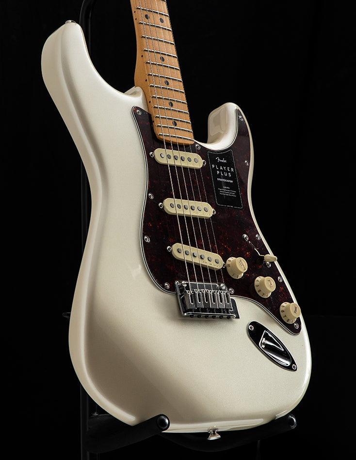 Pre owned fender deals stratocaster