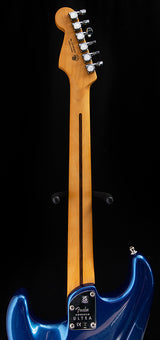 Fender American Ultra Stratocaster HSS Cobra Blue