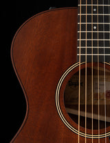 Taylor American Dream AD22e Mahogany