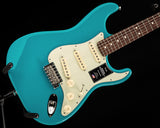 Fender American Professional II Stratocaster Miami Blue, Maple Fingerboard