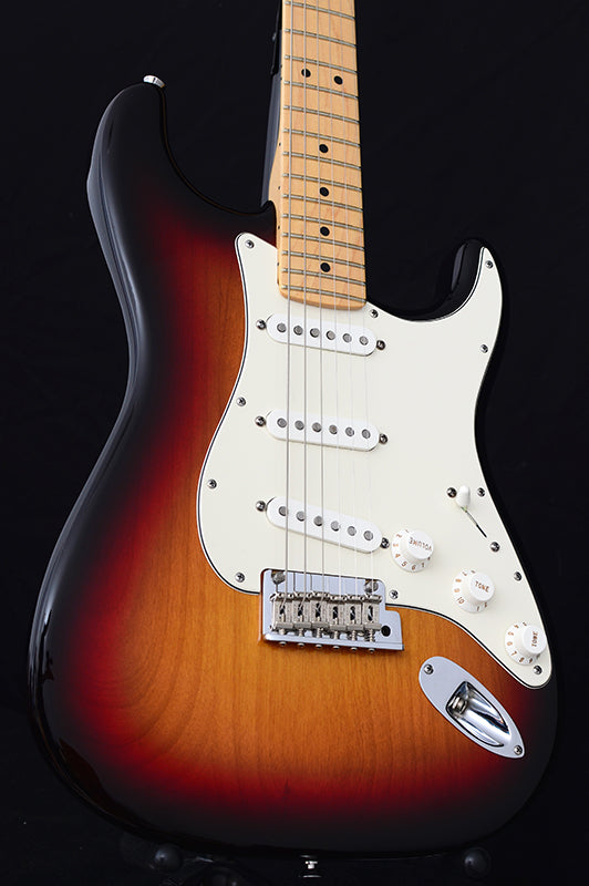 Used Fender American Standard Stratocaster 3 Tone Sunburst-Brian's Guitars