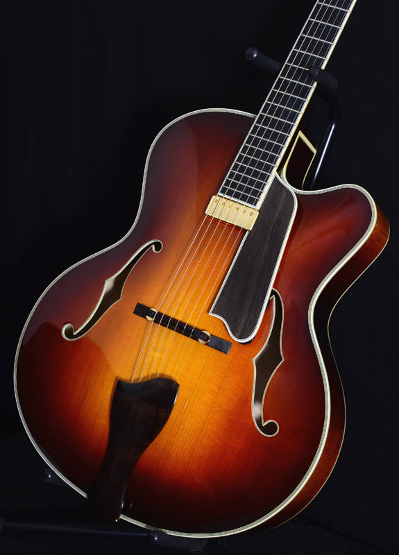 Used Eastman AR810CE Sunburst Archtop