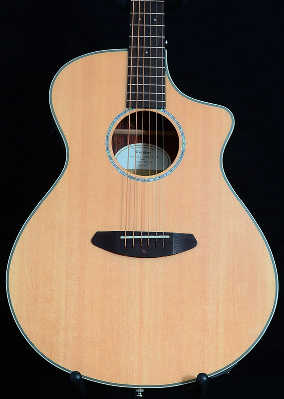 Used Breedlove Pursuit Concert ZC
