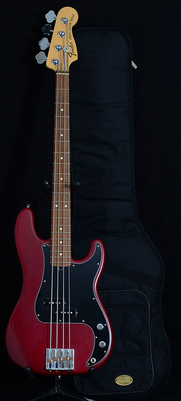 Used Fender Highway 1 Precision Bass Red-Brian's Guitars