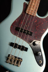 Fender 60th Anniversary Roadworn 60s Jazz Bass Firemist Silver