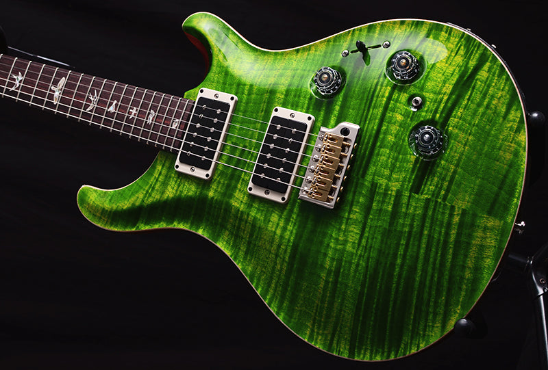 lunazou（PRS custom 24 Emerald 2013） PRS USA CUSTOM 24 WITH HYBRID TREMOLO - CUSTOM COLOUR EMERALD GOLD