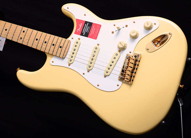 Fender American Professional Stratocaster Vintage White Limited-Brian's Guitars
