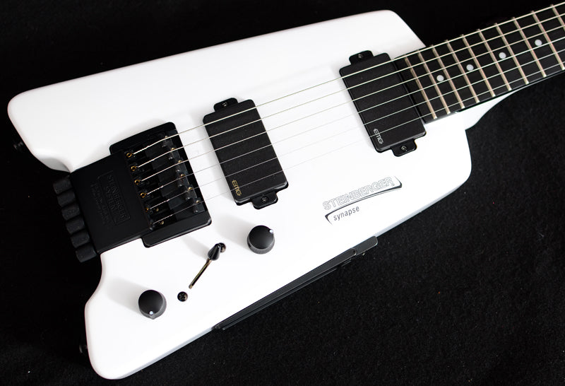 Steinberger synapse outlet ss2f