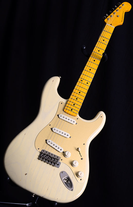 Nash S-57 Mary Kay White