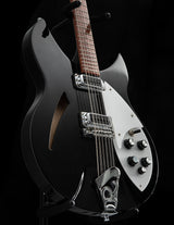 Used Rickenbacker 330/12 Jetglo
