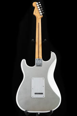 Fender H.E.R. Stratocaster Chrome Glow
