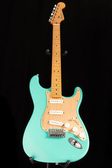 Squier 40th Anniversary, Vintage Edition Stratocaster Satin Seafoam Green