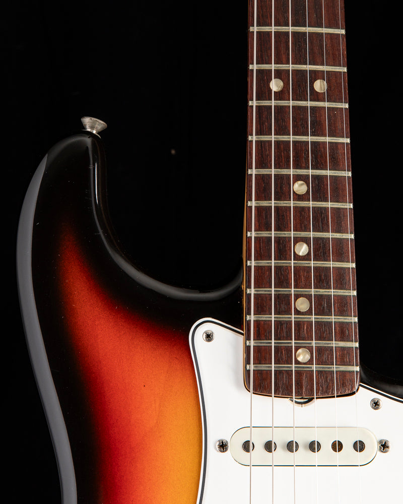 1966 Fender Stratocaster 3 Tone Sunburst