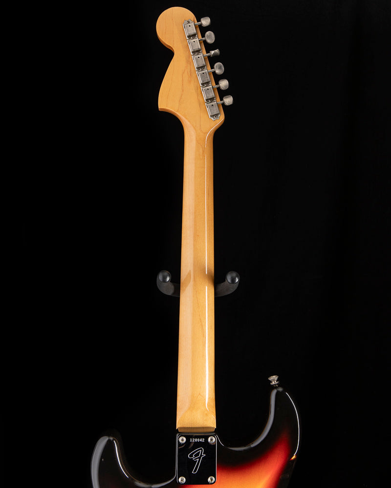 1966 Fender Stratocaster 3 Tone Sunburst