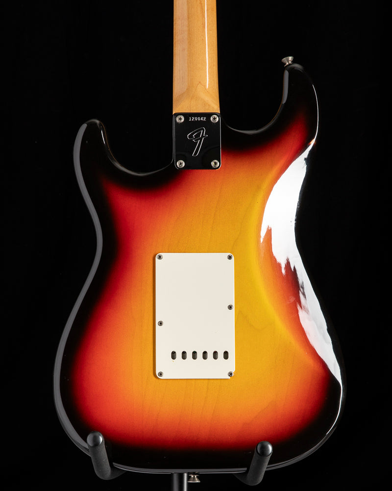 1966 Fender Stratocaster 3 Tone Sunburst