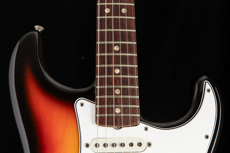 1966 Fender Stratocaster 3 Tone Sunburst