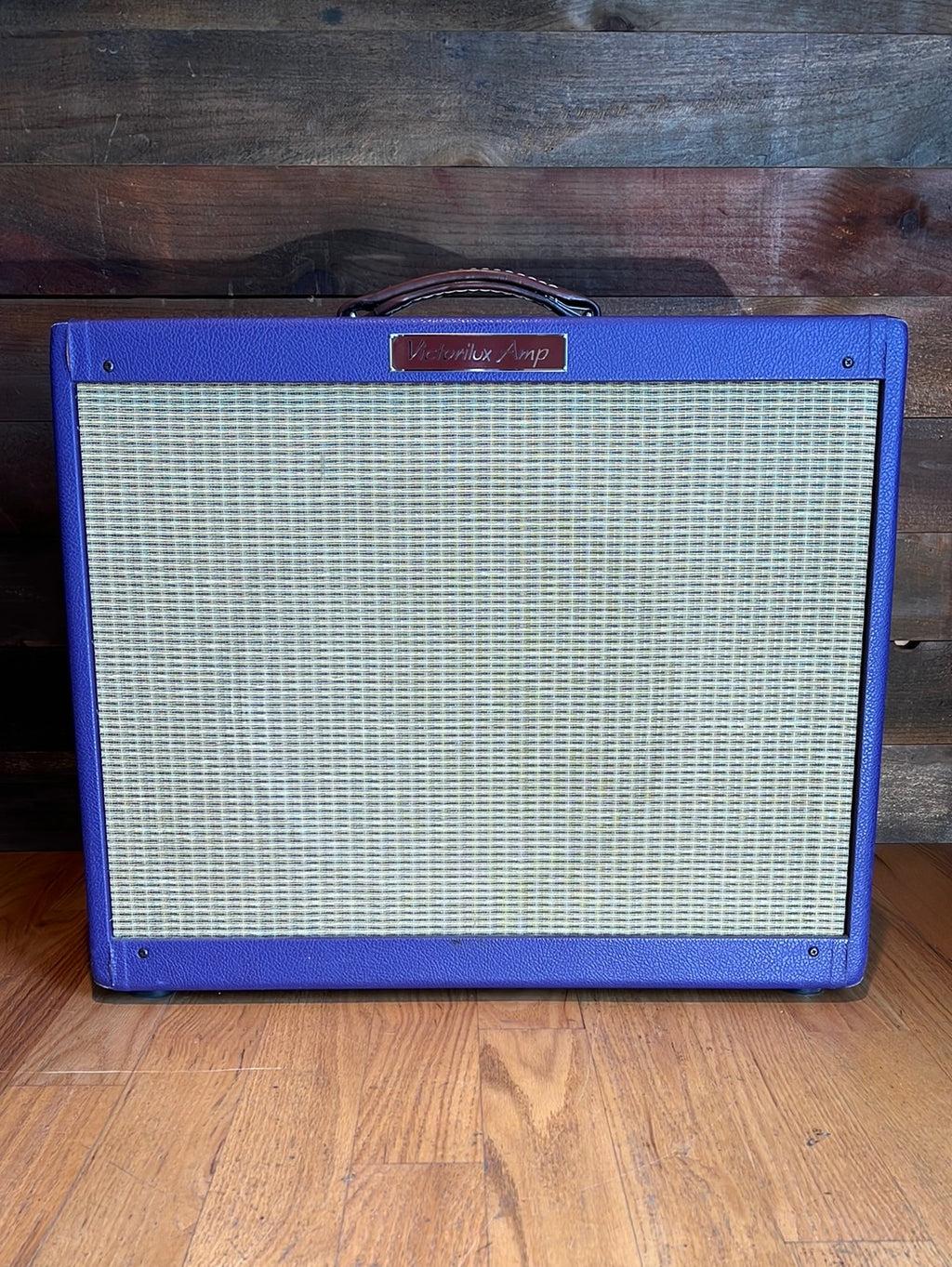 Used Victoria Victorilux Purple Combo