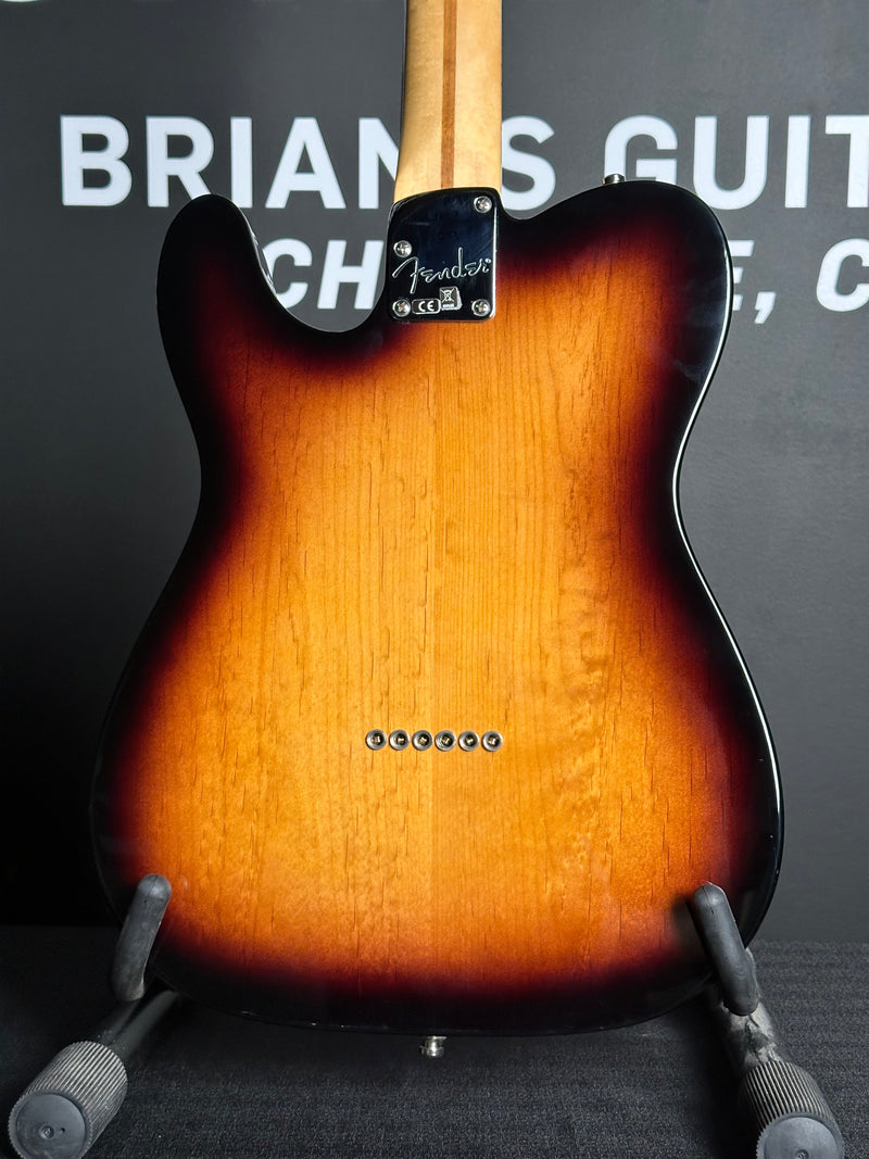 Used Fender Deluxe Nashville Telecaster 2-Color Sunburst