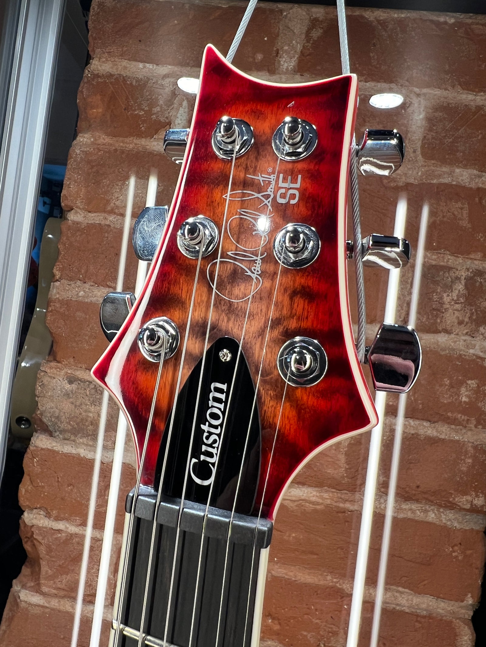 Paul Reed Smith SE Custom 24-08 Quilt Top Charcoal Cherry Burst