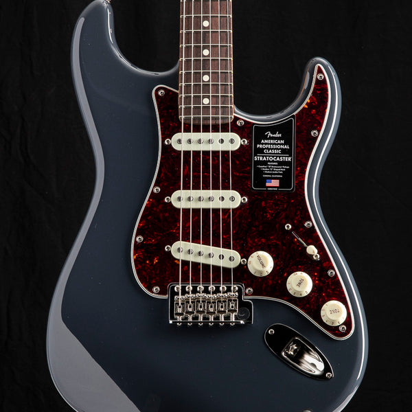 FenderAmericanProClassicStratF
