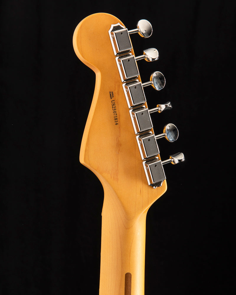 Fender American Professional Classic Stratocaster Lake Placid Blue