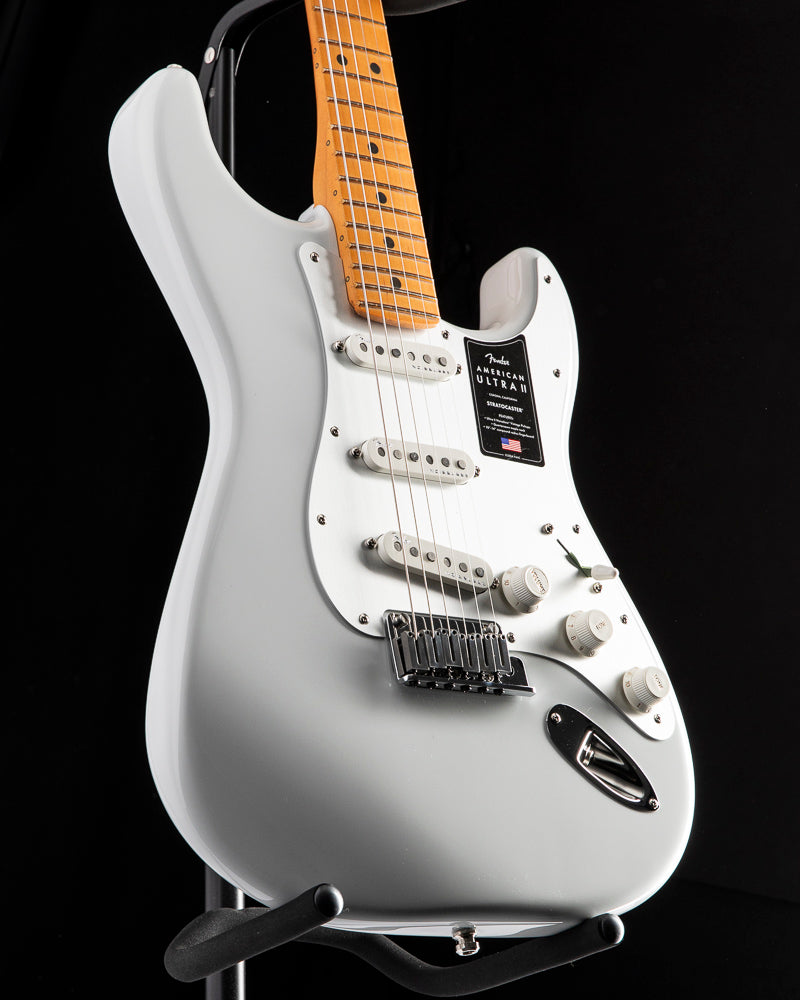 Fender American Ultra II Stratocaster Avalanche